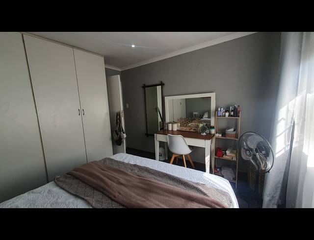 2 BEDROOM SECTIONAL TITLE FOR SALE IN VERWOERDPARK